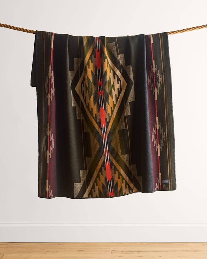 TUMALO THROW